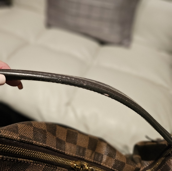 AUTHENTIC Louis Vuitton Duomo Hobo | Damier Ebene | Made in France - Picture 13 of 16